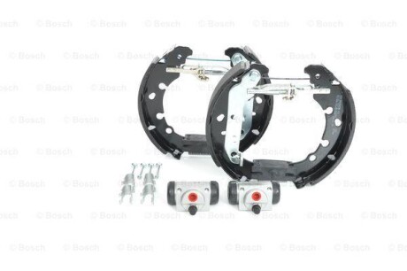 К-кт гальм.барабана (колодки, циліндр, пружини) BOSCH 0204114625