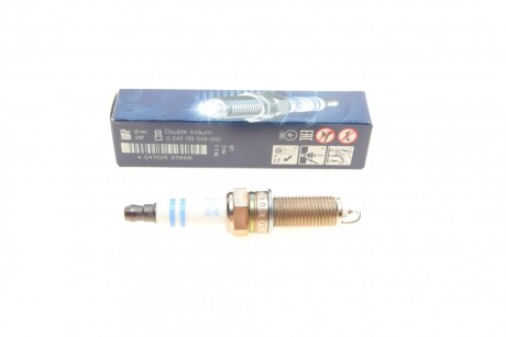 Свічка запалювання YR7SII33U IRIDIUM (KIA OPTIMA 2.0 12-) BOSCH 0 242 135 548