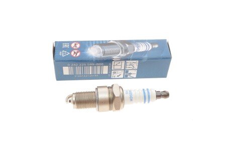 Свічка запалювання WR9DCE 0.8 NICKEL (LADA SAMARA, NIVA) BOSCH 0242225599