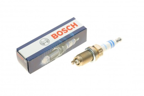 Свiчка запалювання BOSCH 0 242 240 675