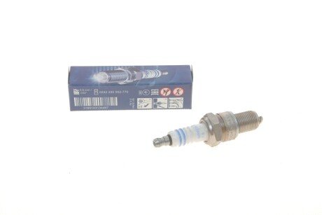 Свічка запалювання VW Passat/Golf 1.5/1.6 -83 BOSCH 0242245552