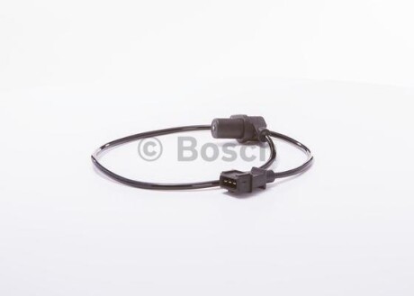 Датчик положення колінчастого вала BOSCH 0261210115