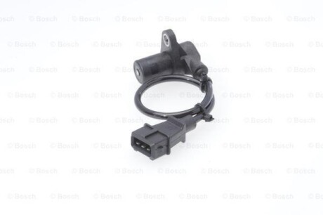 Датчик положення колінчастого вала BOSCH 0261210152