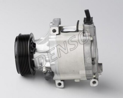 Компресор кондиціонера DENSO DCP36003
