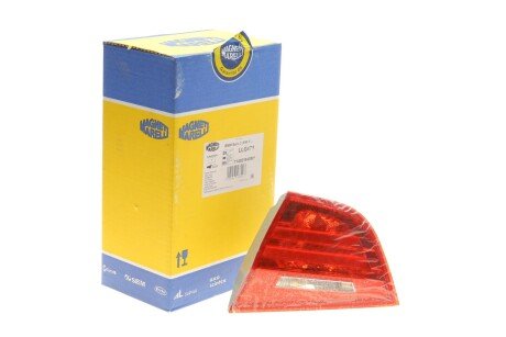 Задній ліхтар правий внутрішній BMW SERIE 3 (E90) LED 08-11 MAGNETI MARELLI 714021840801