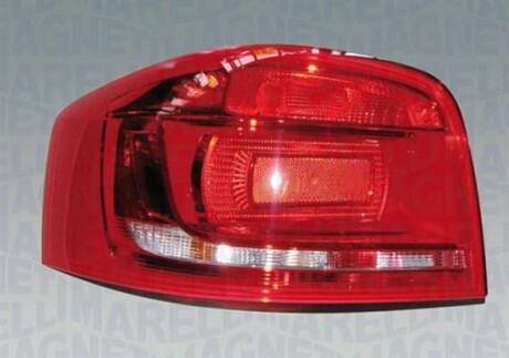 Задній ліхтар MAGNETI MARELLI 714021910702 (фото 1)