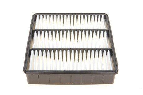 Фільтр повітряний Mitsubishi Lancer/Colt/Mirage 1.3/1.6 16V/1.8GTI 92-03 MANN C 2335