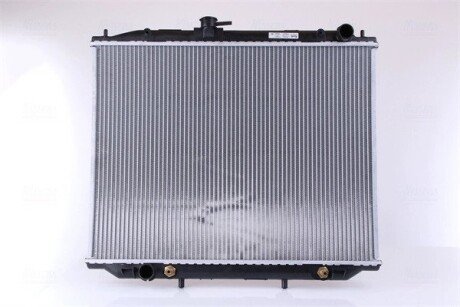 Радіатор охолодження двигуна First Fit NISSENS 68709A