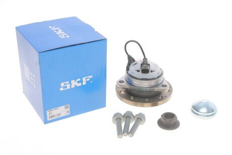 Підшипник маточини (передньої) Opel Signum/Vectra C 1.8-3.2 V6 02- (+ABS) (к-кт) SKF VKBA 3620