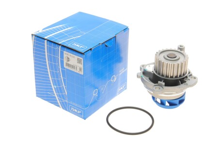 Водяний насос VAG A3/A4/A6/ Ibiza/Octavia/Bora/Caddy/Golf/Touran \'\'1,6/2,0L "94>> SKF VKPC 81220