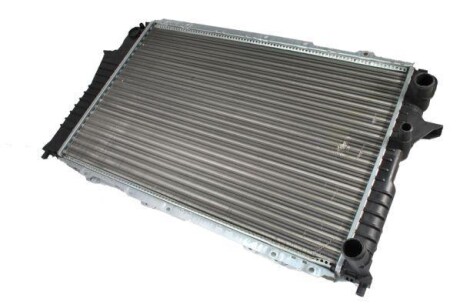 Радіатор двигуна THERMOTEC D7A004TT