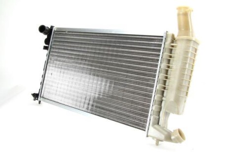 Радіатор двигуна THERMOTEC D7P022TT