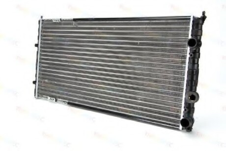 Радіатор двигуна THERMOTEC D7W047TT