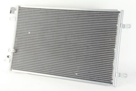 Радіатор кондиціонера THERMOTEC KTT110283