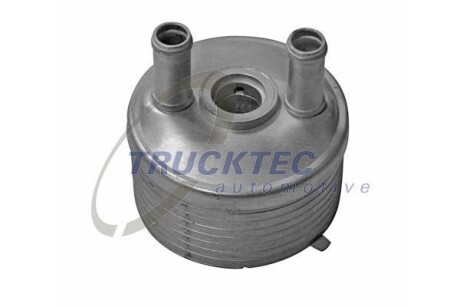 Радіатор масляний Skoda Octavia/ VW Passat 04-14 (теплообмінник) TRUCKTEC 07.18.041