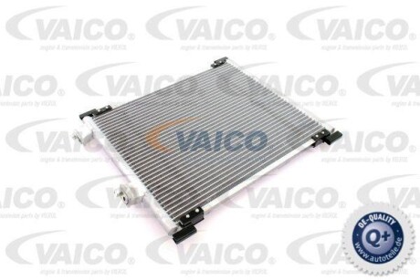 Шланг гумовий сист. охолоджен. VAICO V100052