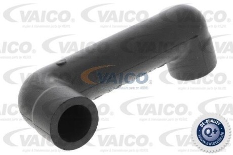 Шланг вентиляції картера VAICO V300667