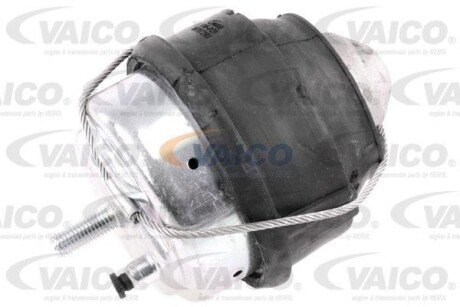 Опора двигуна VAICO V950120