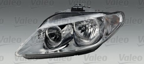 Фара автомобільна Valeo 043921
