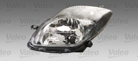 Фара автомобільна Valeo 043937
