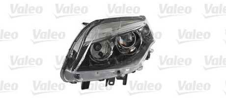 Фара автомобільна Valeo 044540