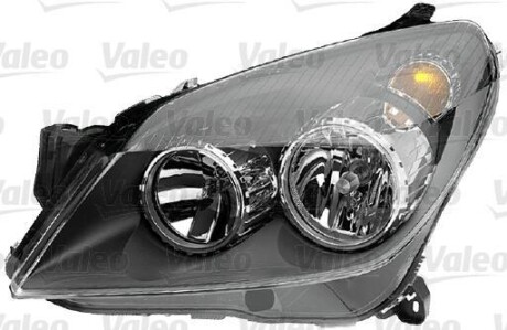 Фара автомобільна Valeo 044579