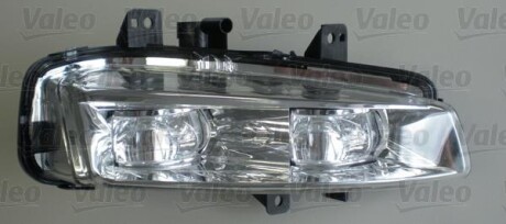 Протитуманна фара передня Valeo 044648