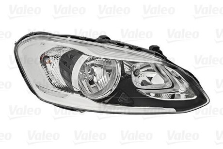 Фара автомобільна Valeo 045187