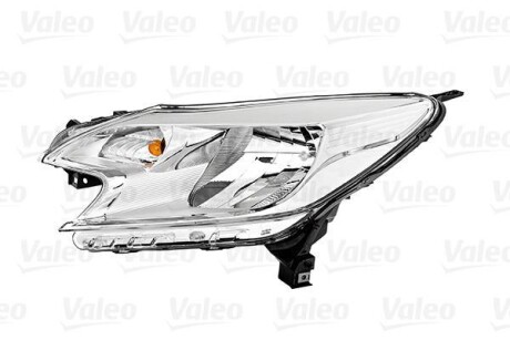 Фара автомобільна Valeo 045211