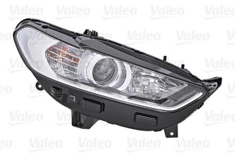 Фара автомобільна Valeo 046615