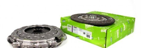 A_Комплект зчеплення (3 in 1 kit) FORD Transit "2,4TDCi "04-14 Valeo 828509